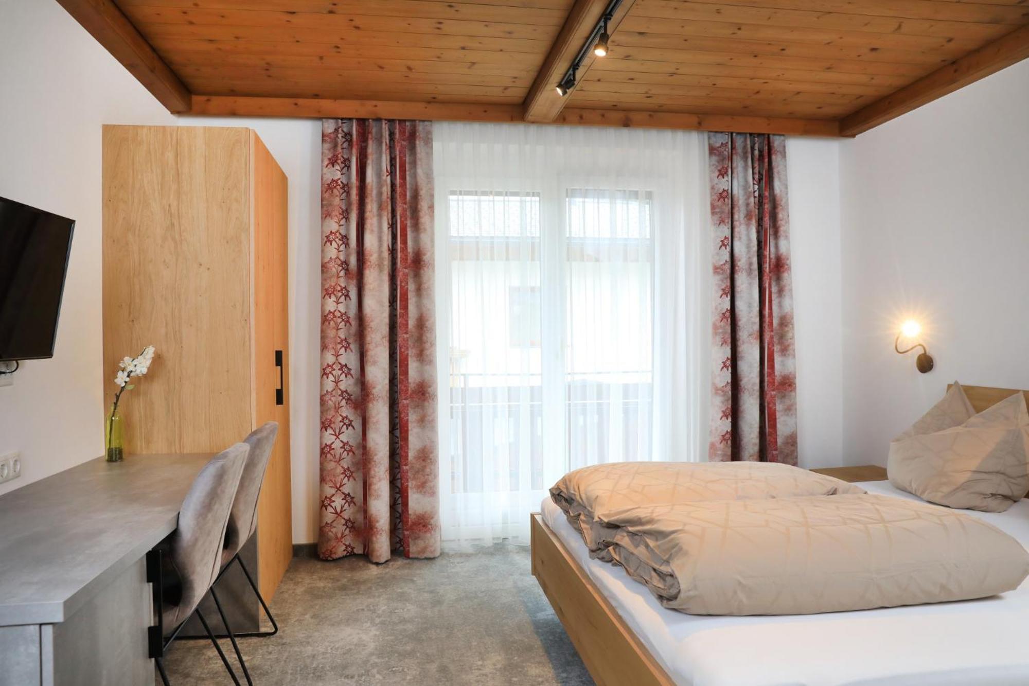 Frühstückspension Jagdhof Obertilliach Exterior foto